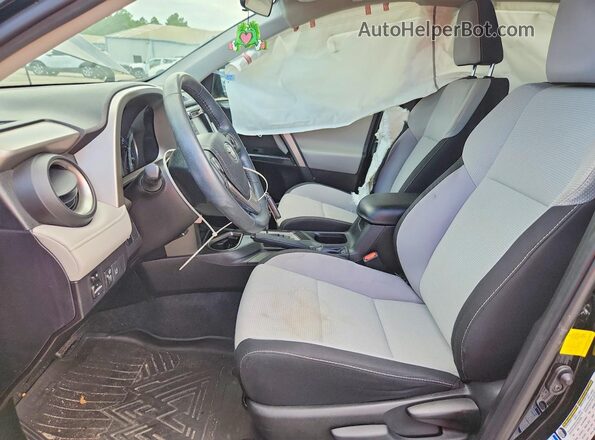 2T3RFREV1JW749482 2018 TOYOTA RAV4 Черный Вид салона спереди