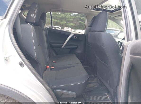 2T3RFREV3GW502764 2016 TOYOTA RAV4 Silver VIN կոդի պիտակի տեսք