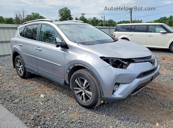 2T3RFREV3HW539847 2017 TOYOTA RAV4 Silver Передня права чверть