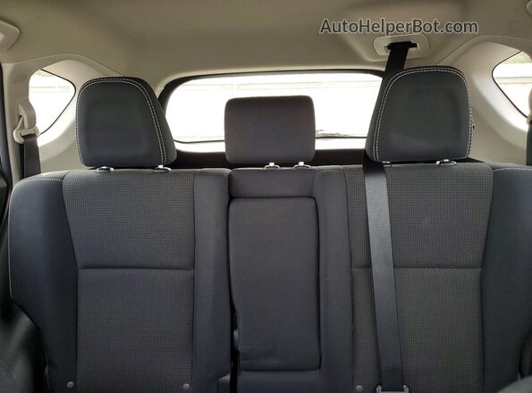 2T3RFREV3HW539847 2017 TOYOTA RAV4 Silver Вид задніх сидінь