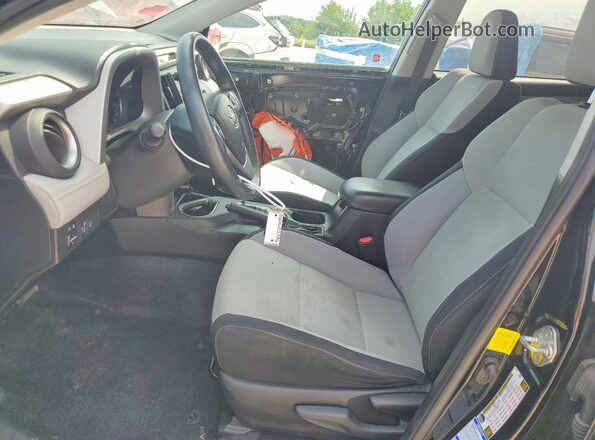 2T3RFREV3HW690056 2017 TOYOTA RAV4 Black წინა სალონის ხედი