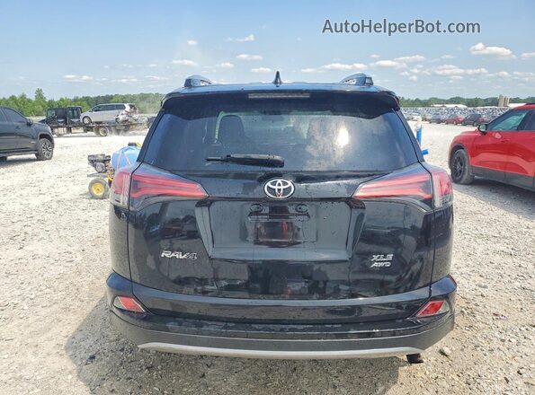 2T3RFREV3HW690056 2017 TOYOTA RAV4 Black უკანა ხედი
