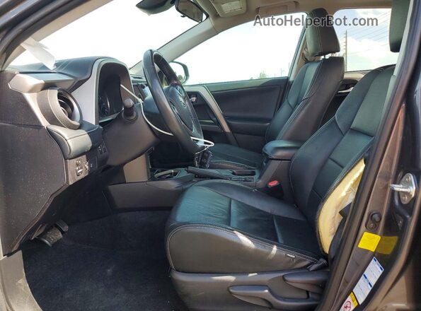 2T3RFREV3JW749869 2018 TOYOTA RAV4 Серый Вид салона спереди