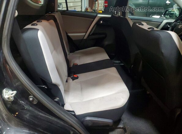 2T3RFREV4GW440064 2016 TOYOTA RAV4 Черный Вид задних сидений