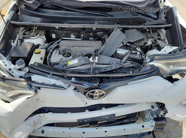 2T3RFREV4HW627919 2017 TOYOTA RAV4 White Engine compartment view