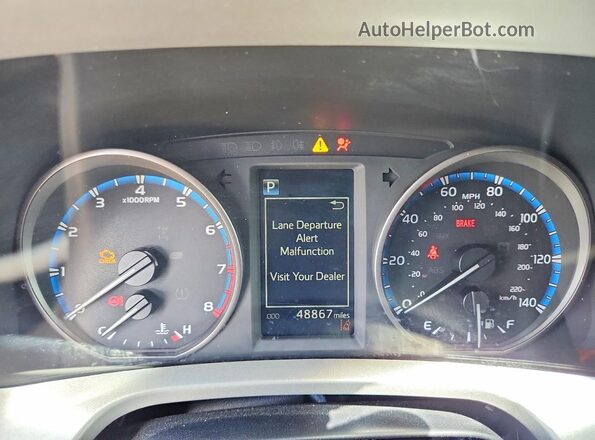 2T3RFREV4HW627919 2017 TOYOTA RAV4 White Instrument cluster view