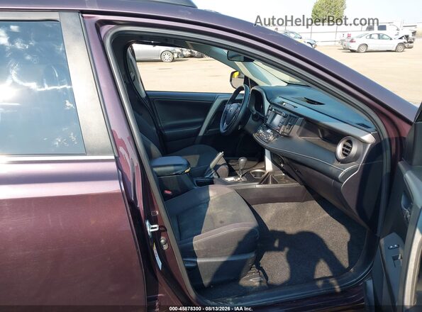 2T3RFREV4JW720672 2018 TOYOTA RAV4 Purple Вид салону спереду