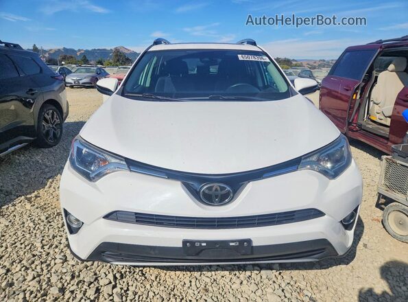 2T3RFREV4JW815586 2018 TOYOTA RAV4 White Դիմացի տեսք