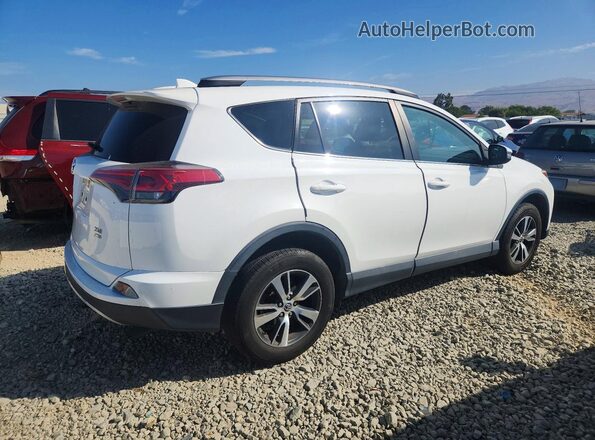 2T3RFREV4JW815586 2018 TOYOTA RAV4 White Հետևի աջ