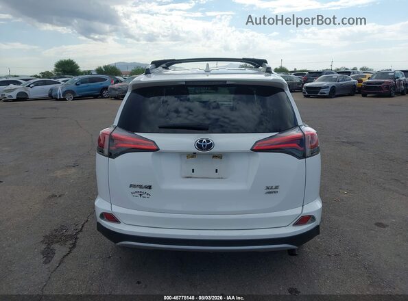 2T3RFREV5GW515967 2016 TOYOTA RAV4 White 