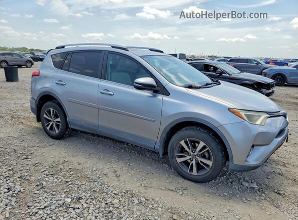 2T3RFREV5HW615990 2017 TOYOTA RAV4 Silver Առջևի աջ