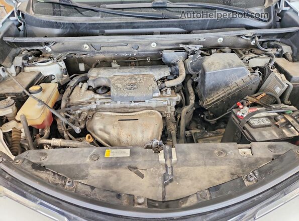 2T3RFREV6JW721242 2018 TOYOTA RAV4 White Շարժիչի բաժամունքի տեսք
