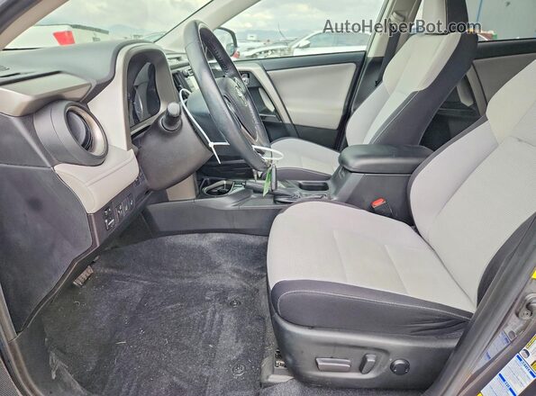 2T3RFREV6JW728059 2018 TOYOTA RAV4 Gray Вид салону спереду