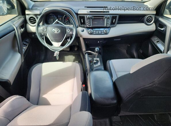 2T3RFREV7JW701940 2018 TOYOTA RAV4 Gray Առջևի վահանակի տեսք
