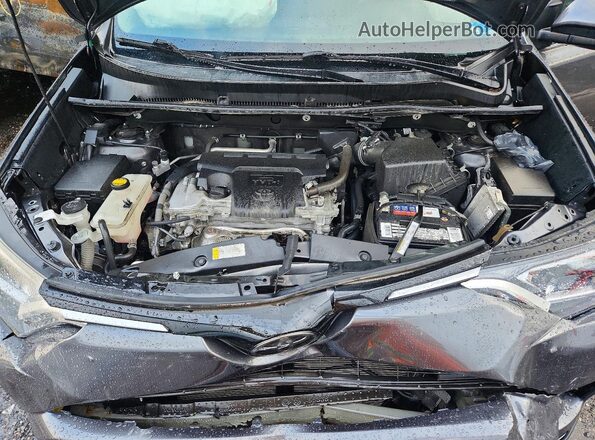 2T3RFREV7JW775438 2018 TOYOTA RAV4 Gray ძრავის განყოფილების ხედი