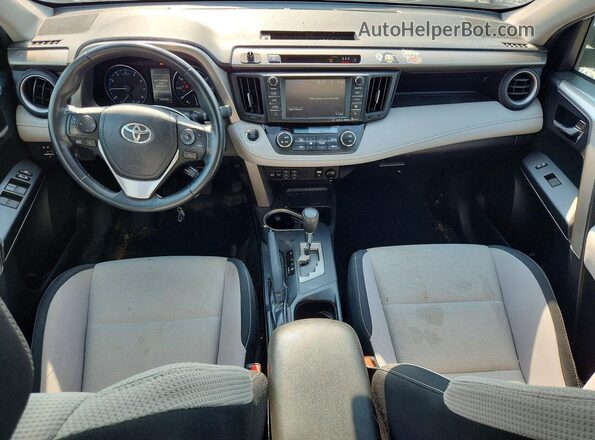 2T3RFREV8JW847246 2018 TOYOTA RAV4 White წინა პანელის ხედი