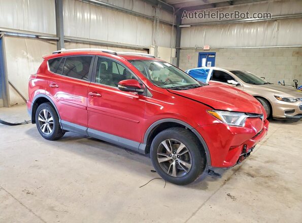 2T3RFREV9GW533467 2016 TOYOTA RAV4 Красный Передняя правая четверть