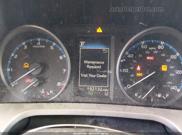 2T3RFREV9HW564218 2017 TOYOTA RAV4 White Вид задніх сидінь