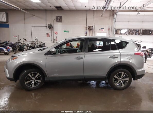 2T3RFREV9JW789566 2018 TOYOTA RAV4 Silver სალონის 360-გრადუსიანი ხედი