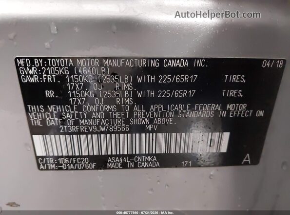 2T3RFREV9JW789566 2018 TOYOTA RAV4 Silver ძრავის განყოფილების ხედი