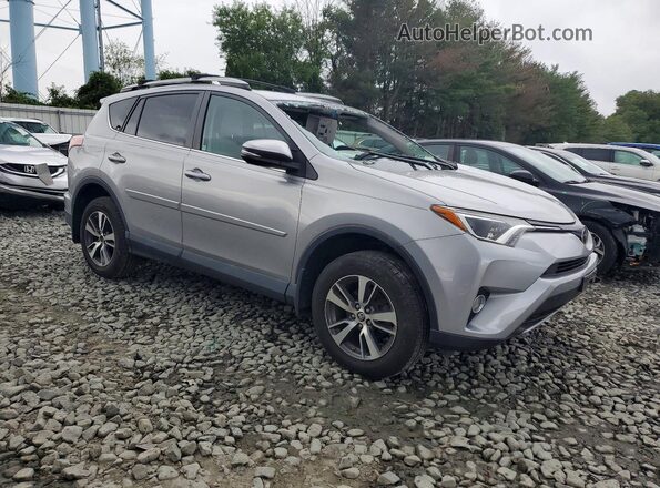 2T3RFREVXHW645227 2017 TOYOTA RAV4 Silver Front right