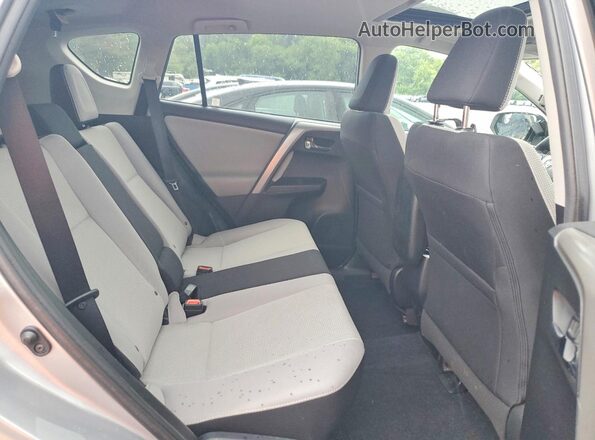2T3RFREVXHW645227 2017 TOYOTA RAV4 Silver Rear interior view