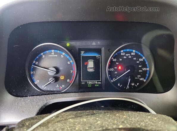 2T3RFREVXHW688952 2017 TOYOTA RAV4 Purple Սարքավորումների վահանակի տեսք