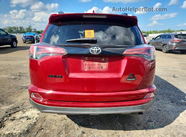 2T3RFREVXJW835972 2018 TOYOTA RAV4 Red Вид ззаду