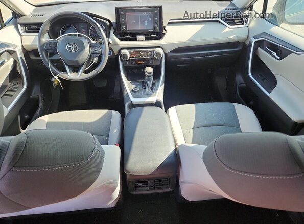 2T3RWRFV0LW051513 2020 TOYOTA RAV4 Gray Вид панелі приладів