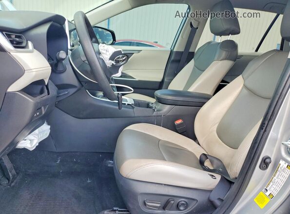 2T3RWRFV0RW201421 2024 TOYOTA RAV4 Silver Front interior view