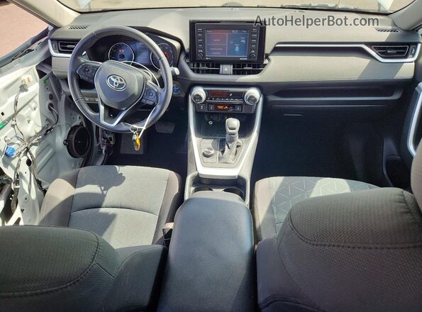 2T3RWRFV1LW060432 2020 TOYOTA RAV4 White წინა პანელის ხედი