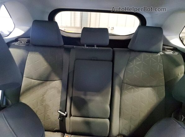 2T3RWRFV2KW040236 2019 TOYOTA RAV4 Silver უკანა სავარძლების ხედი