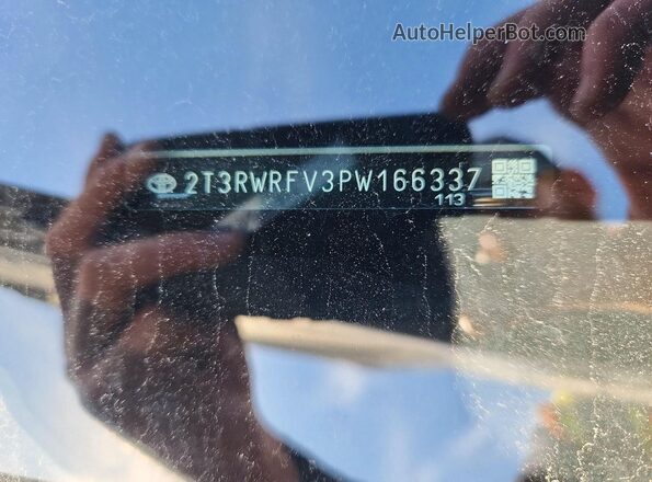 2T3RWRFV3PW166337 2023 TOYOTA RAV4 Silver Панорамний вид салону 360°