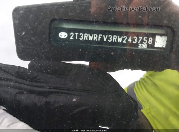 2T3RWRFV3RW243758 2024 TOYOTA RAV4 HYBRID Серебряный Вид подкапотного пространства