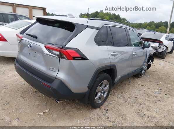 2T3RWRFV3RW243758 2024 TOYOTA RAV4 HYBRID Серебряный Задняя правая четверть