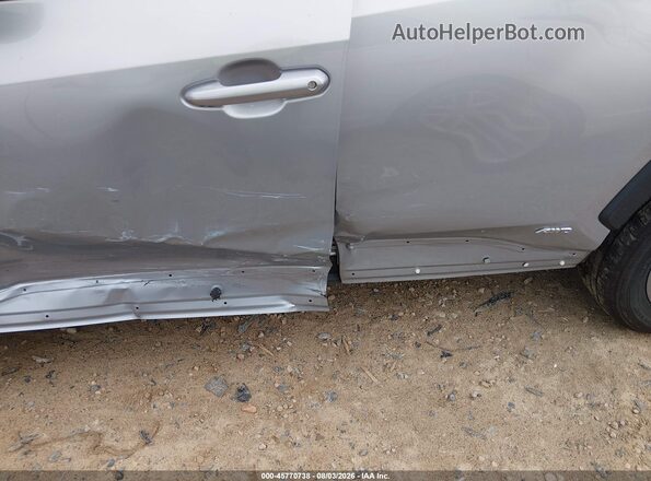 2T3RWRFV3RW243758 2024 TOYOTA RAV4 HYBRID Серебряный 