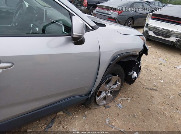2T3RWRFV3RW243758 2024 TOYOTA RAV4 HYBRID Серебряный 