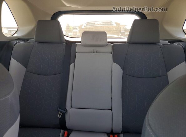 2T3RWRFV5KW013080 2019 TOYOTA RAV4 White Vista de los asientos traseros