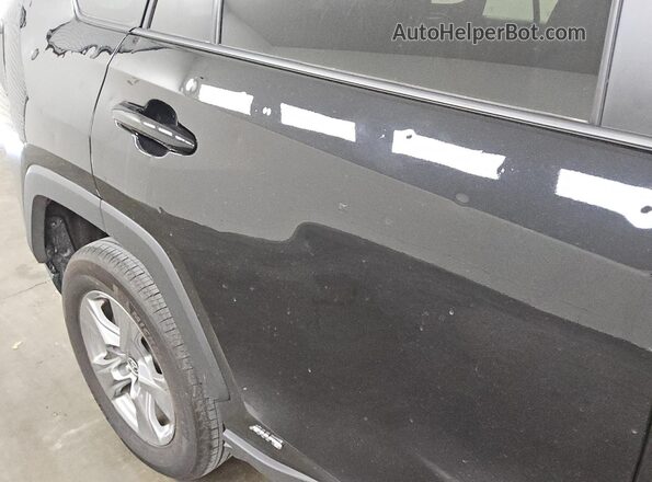 2T3RWRFV6RW211371 2024 TOYOTA RAV4 Black 