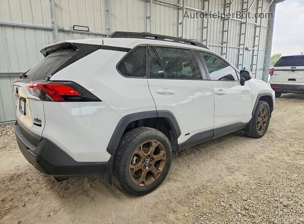 2T3UWRFV1PW151605 2023 TOYOTA RAV4 White Rear right
