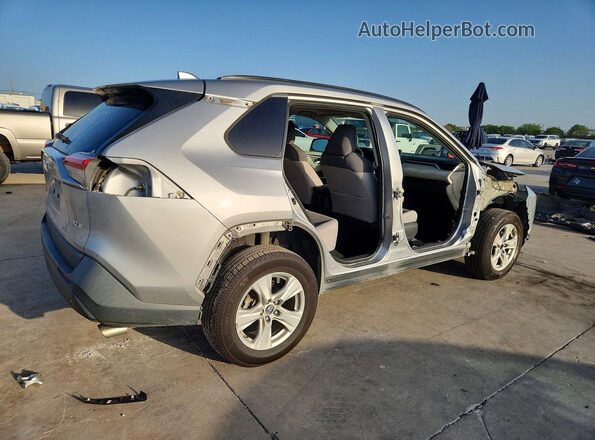 2T3W1RFV0KW018317 2019 TOYOTA RAV4 Серебряный Задняя правая четверть