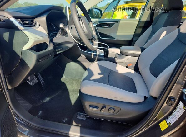 2T3W1RFV0PC235455 2023 TOYOTA RAV4 Серый Вид салона спереди