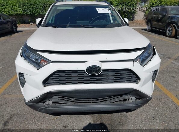 2T3W1RFV1LC058909 2020 TOYOTA RAV4 White Widok z przodu