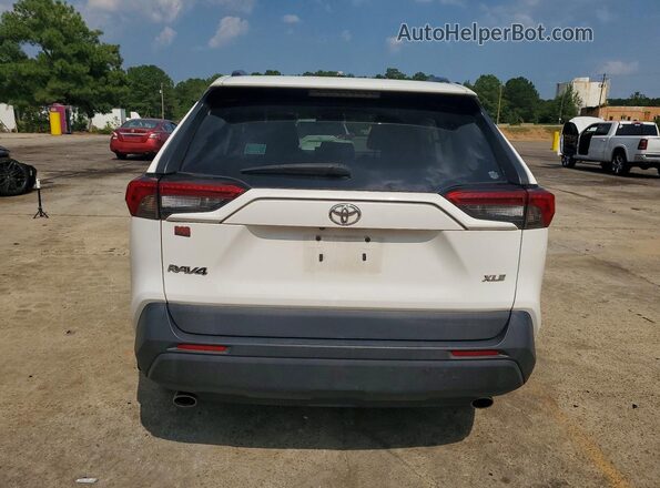 2T3W1RFV1MC153830 2021 TOYOTA RAV4 White Հետևի տեսք