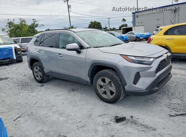 2T3W1RFV1RW311573 2024 TOYOTA RAV4 Серый Передняя правая четверть