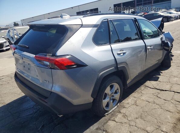 2T3W1RFV2MC133053 2021 TOYOTA RAV4 Silver Rear right