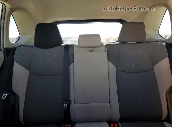 2T3W1RFV2NW194855 2022 TOYOTA RAV4 White Rear seats view