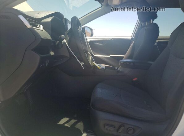 2T3W1RFV3MC106301 2021 TOYOTA RAV4 White Front interior view
