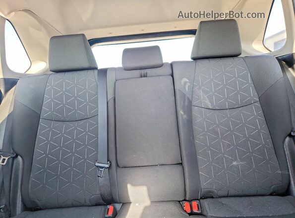 2T3W1RFV3MC162562 2021 TOYOTA RAV4 White Widok tylnych siedzeń