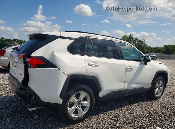 2T3W1RFV3MC167633 2021 TOYOTA RAV4 White Задня права чверть